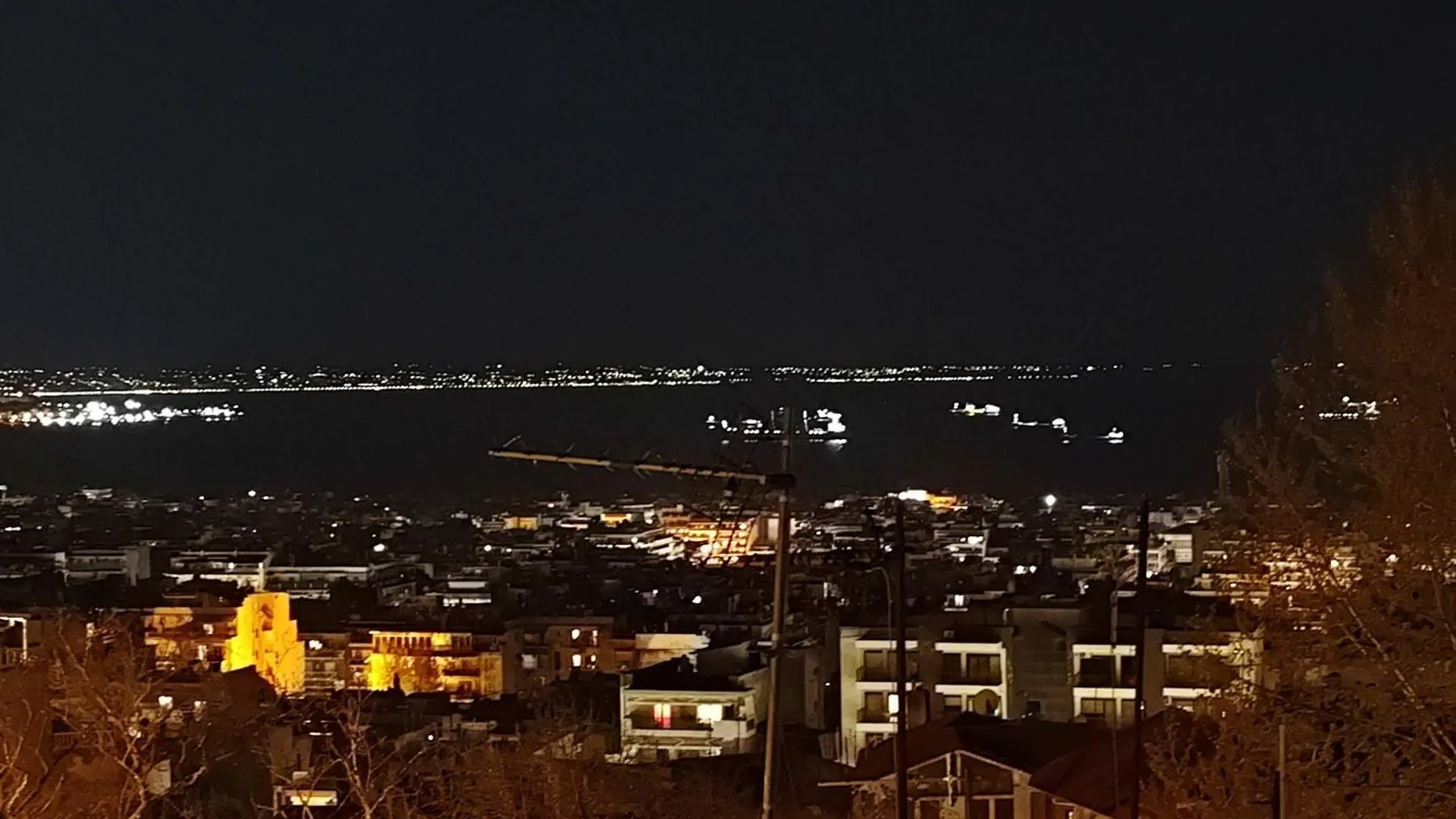 Elegant 2Bd Apt In Thess Old Town W Panoramic View Thessaloniki 0*,  Greece