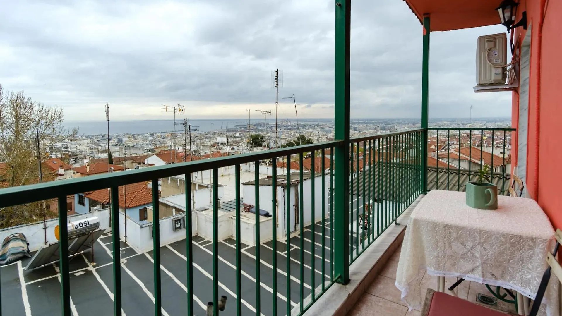 Elegant 2Bd Apt In Thess Old Town W Panoramic View Thessaloniki 0*,