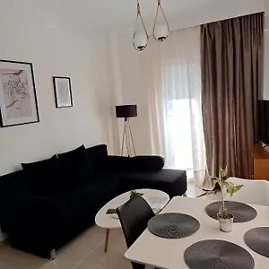 3 Min From Station No2 Private Free Parking Salonic